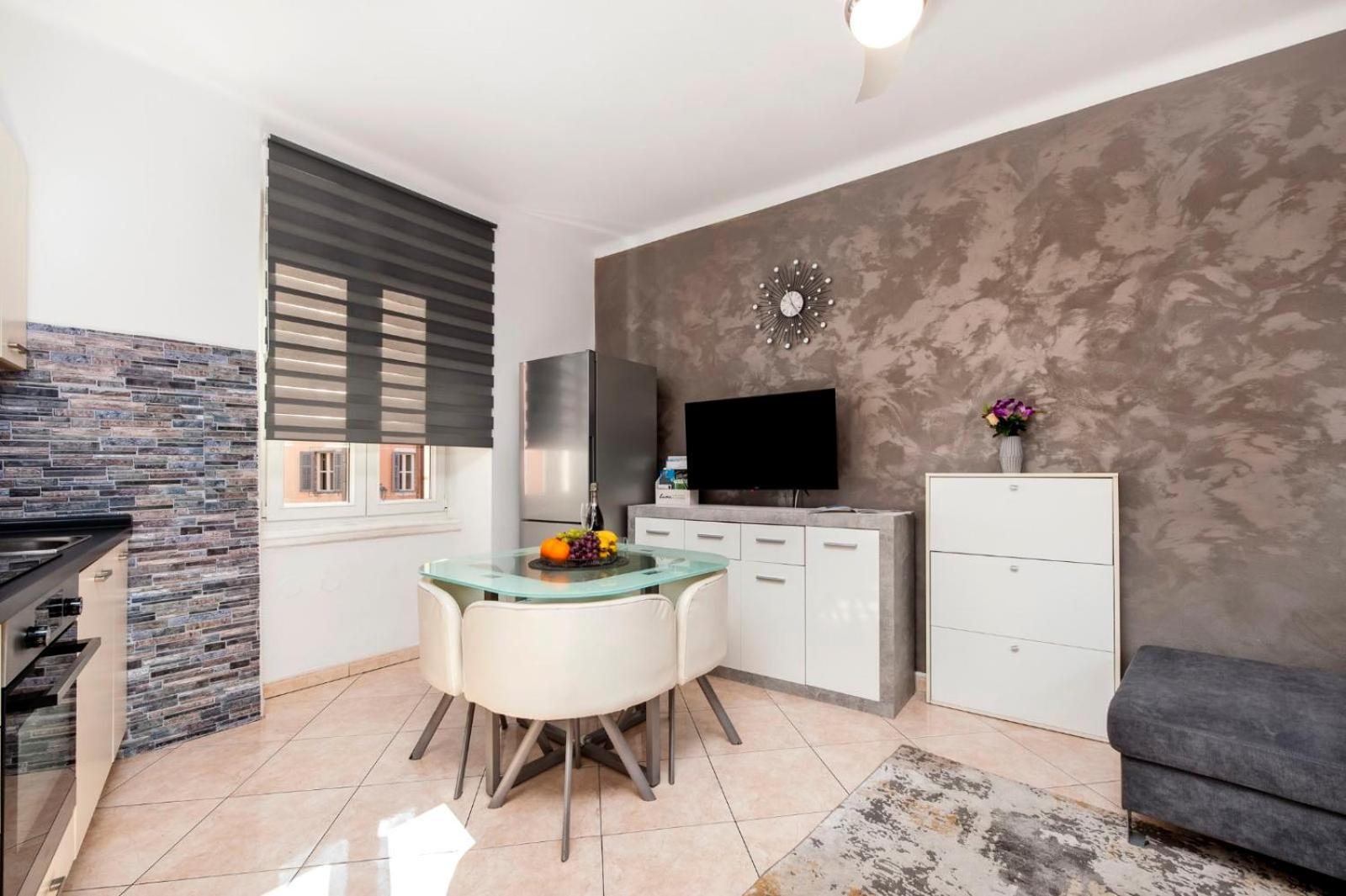 Apartment Rogić Rovinj Exterior foto